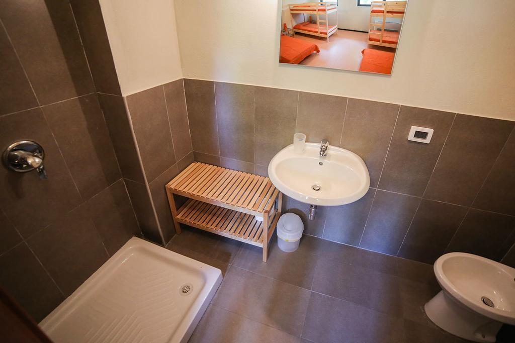 Oasi Hostel Merone Rom bilde
