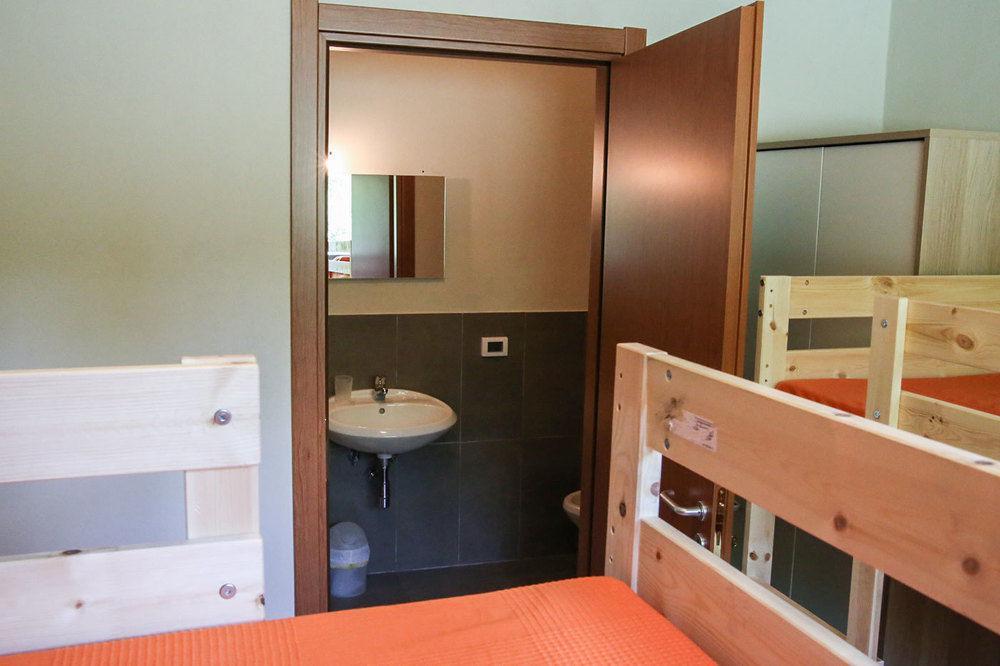Oasi Hostel Merone Eksteriør bilde
